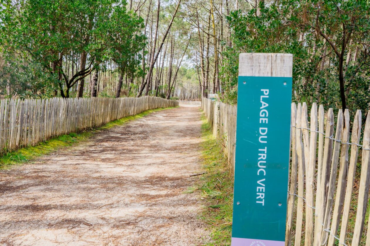 La plage du Truc Vert porte bien son nom !