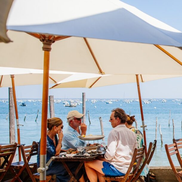 profiter sur la terrasse d'un restaurent