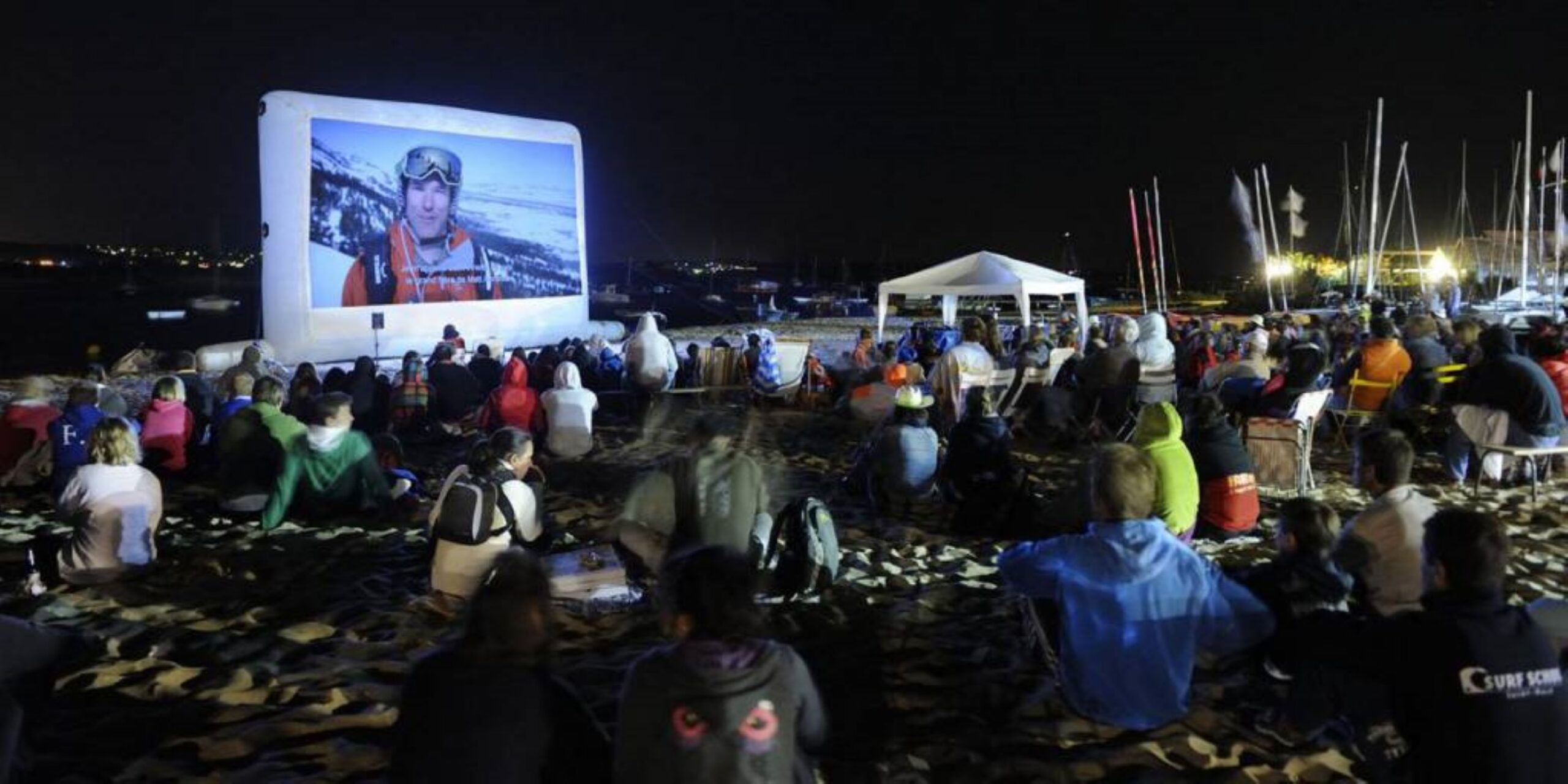 Cinéma en plein air.